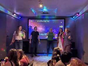Karaoke (or Gary-oke)